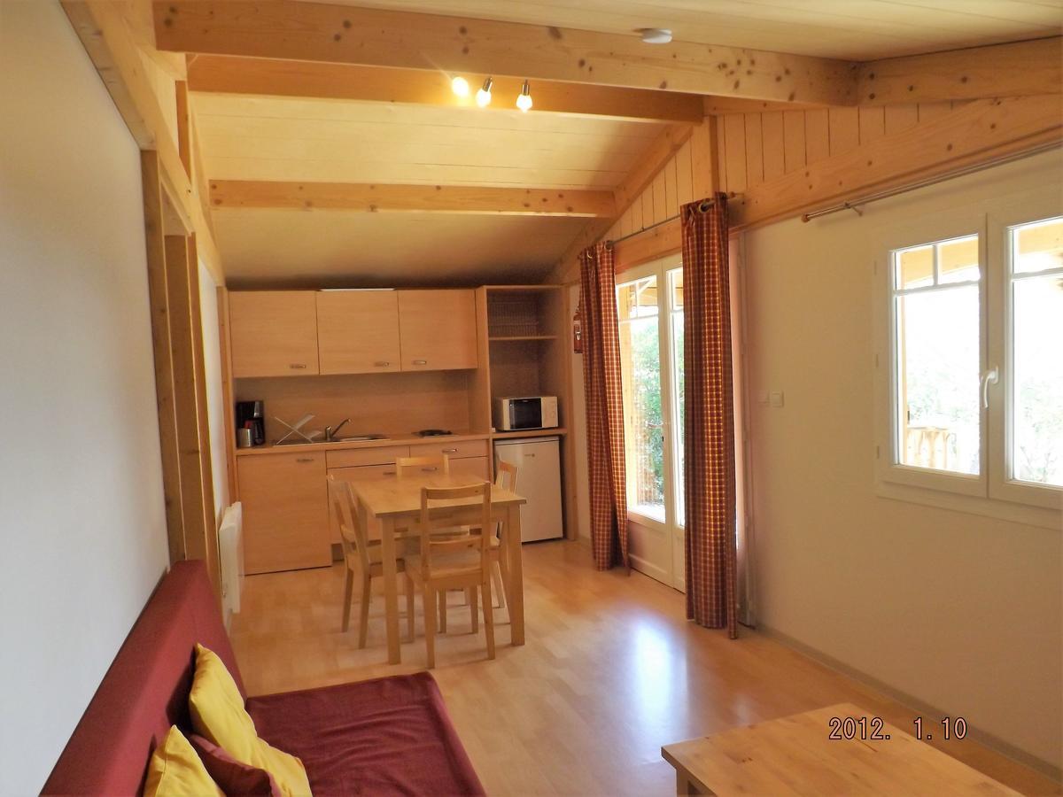 Les Chalets Du Relais D'Aguilar Tuchan Exterior photo